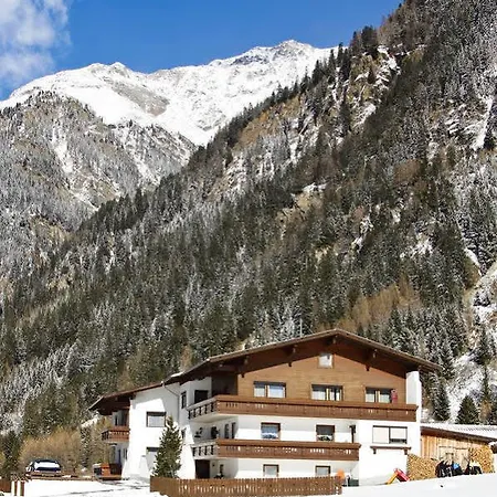 Pensión Gaesteheim Schmiedhof Sölden