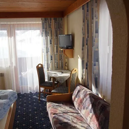Gaesteheim Schmiedhof 4* Solden