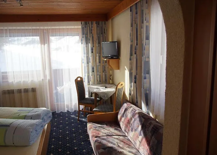 Gaesteheim Schmiedhof 3* Sölden