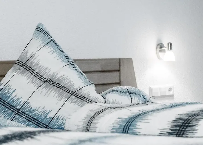 Gaesteheim Schmiedhof ゲストハウス ゼルデン